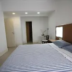 Luxo In Copacabana